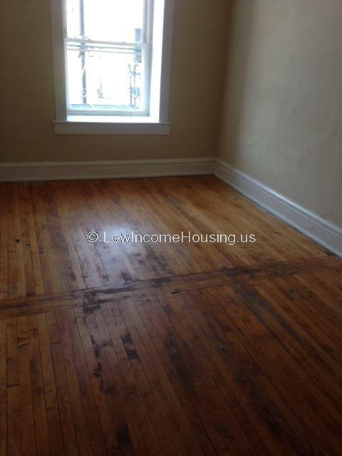 3215 W Cermak Rd