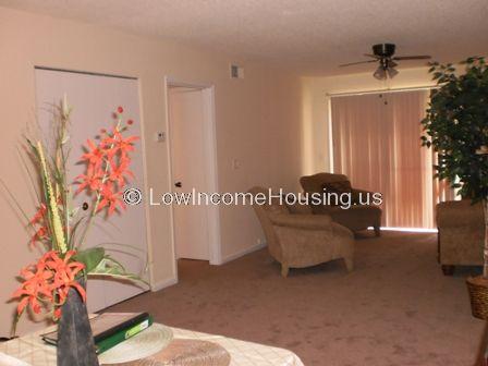 ANTHOS@Hidden Lakes Apartment Homes