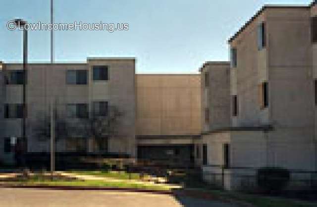 Fair Oaks Apartments Public Housing