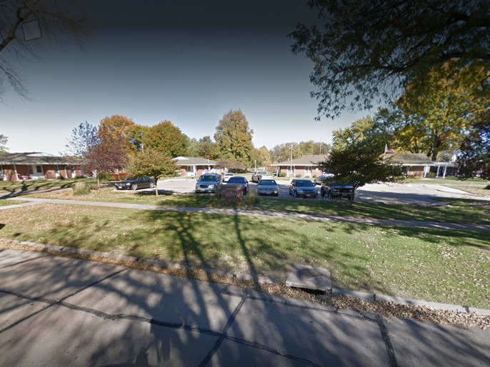 Aurora Housing Authority Crossroads Court 1505 P Street , Aurora, NE