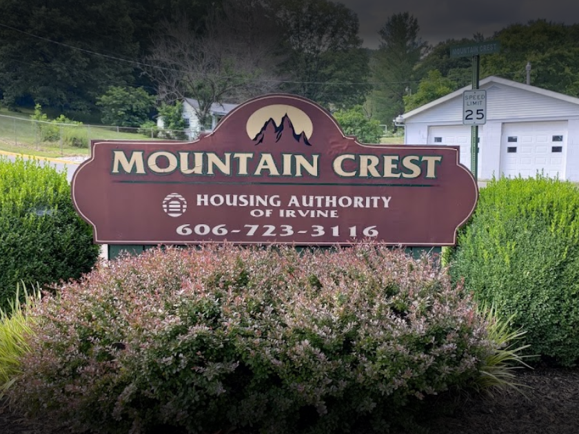 Stacy Lane Apartments, Irvine, KY Low Housing Apartment