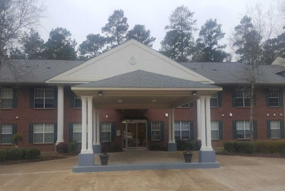 Pine Grove Apartments Affordable for Seniors