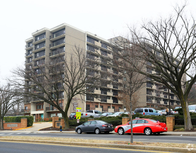 Fort Lincoln DC Senior Public Housing Apartments