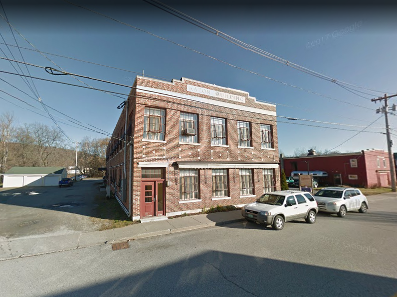 Low Housing near 05735