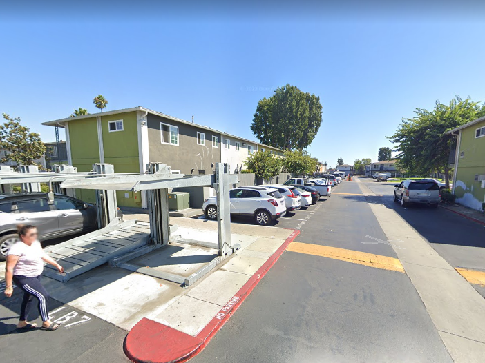 Villa Del Sol Apartments Santa Ana 811 S. Fairview St, Santa Ana, CA