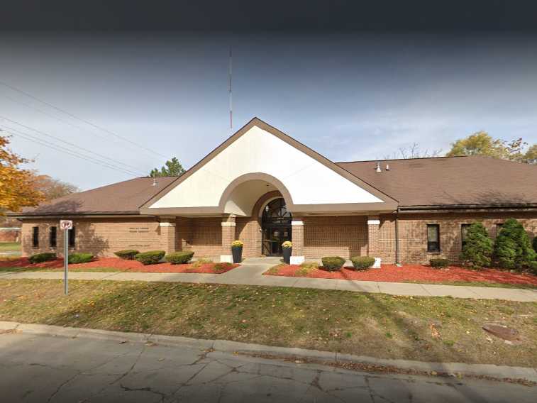 Royal Oak Township Housing Commission 8900 Cloverdale, Ferndale, MI