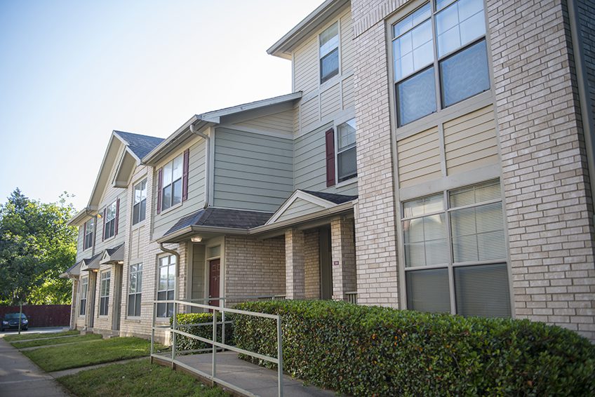 Carroll Townhomes - Dallas Low Rent Public Housing Apartments