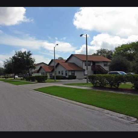 Breezway Villas Apartments