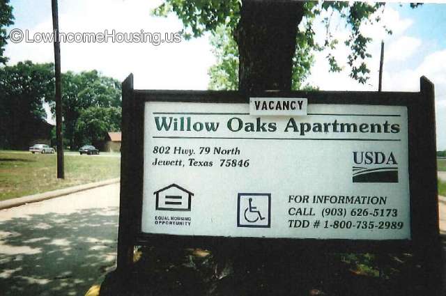 Willow Oaks Apartments