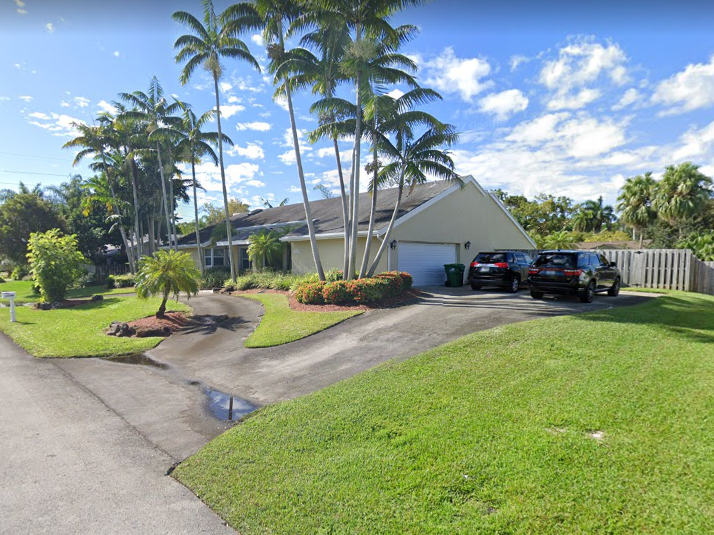 Peninsula Housing, Miami, FL Low Housing Apartment