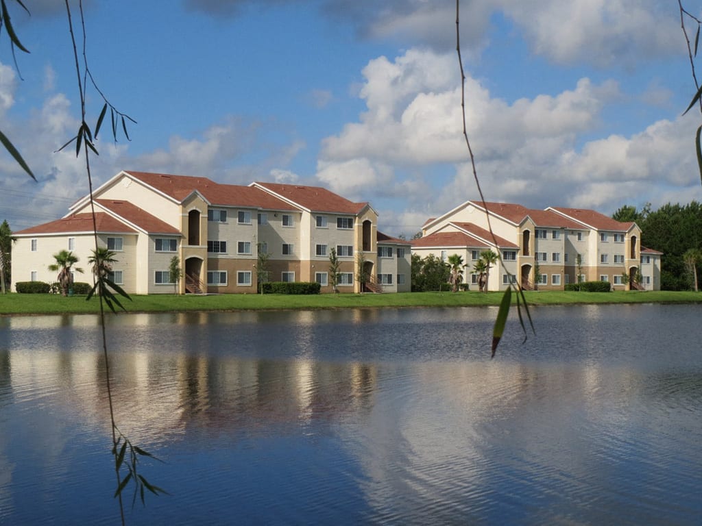 Mission Pointe Apartments