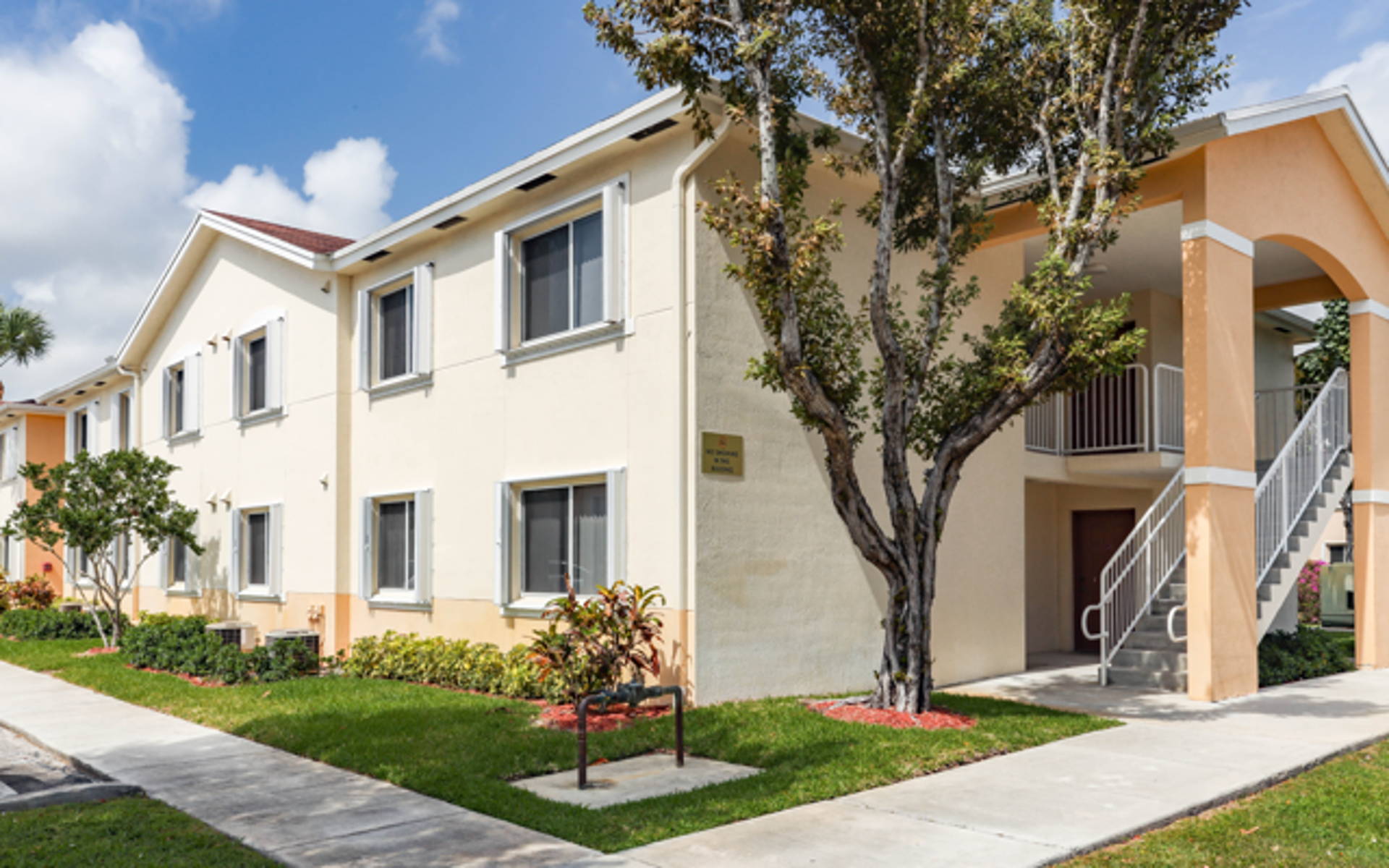 Old Cutler Village Apartments