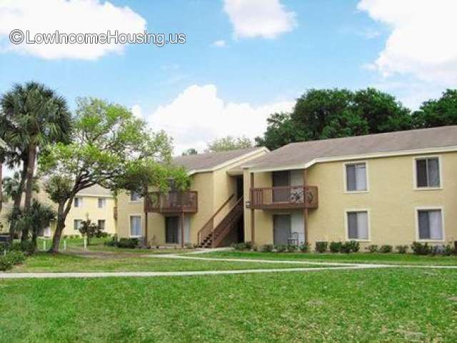 river oaks apartments tampa