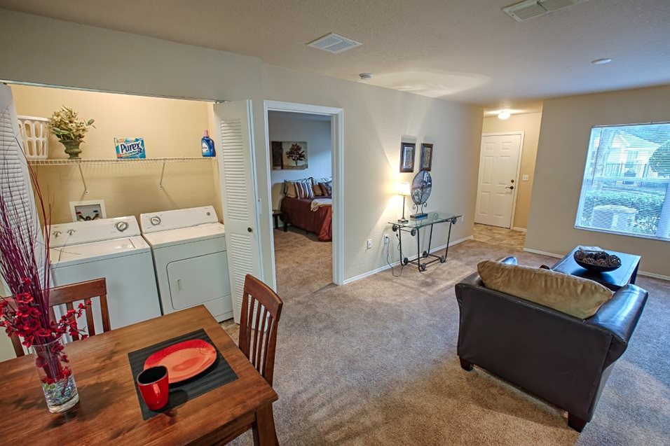 Enclave At Pine Oaks 512 Harrison Pl Dr, Deland, FL 32724