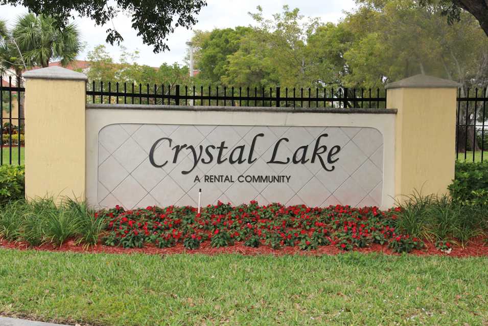 Crystal Lake Apartments