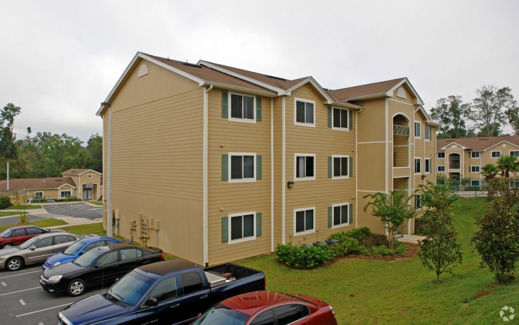 Arbor Crest Apartments