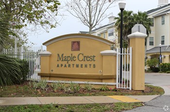 Maple Crest Fort Myers