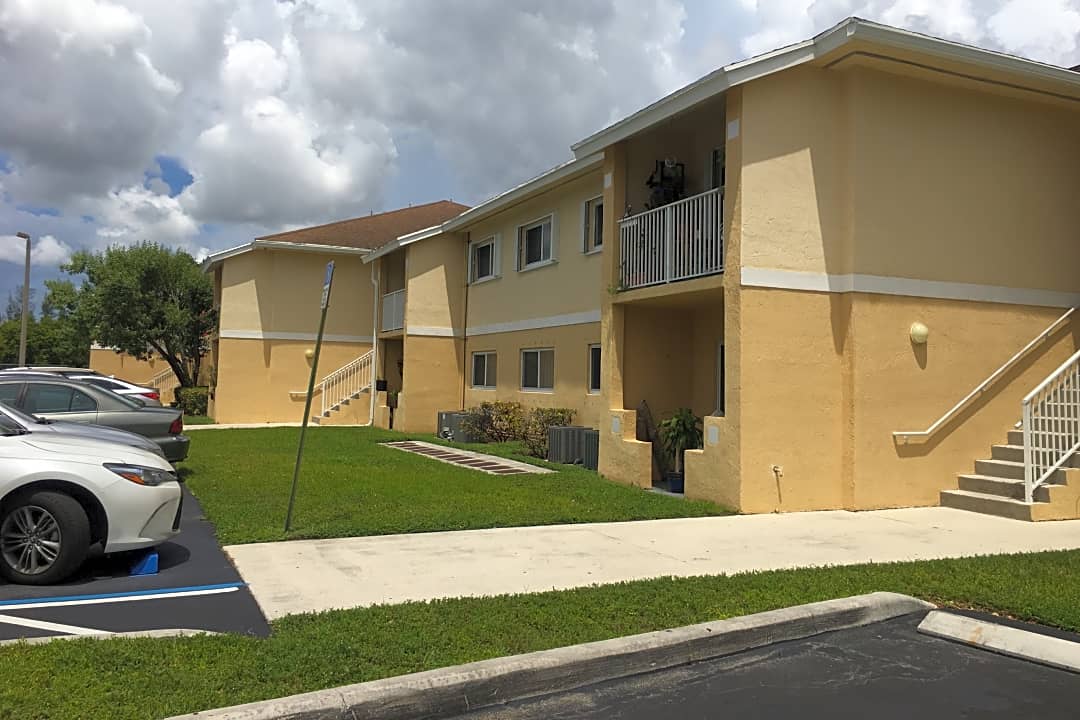 Green Vista Apartments Hialeah