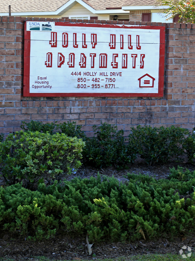 Holly Hill Apartments