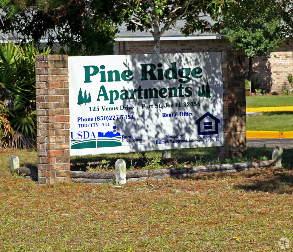 Pine Ridge Apartments