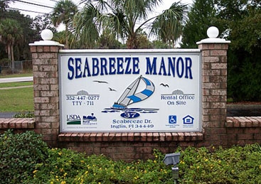 Seabreeze Manor Apartments