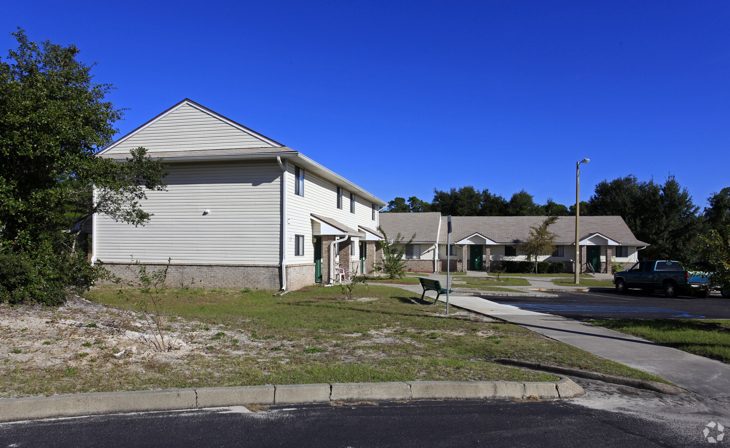 Carrabelle Cove Apartments