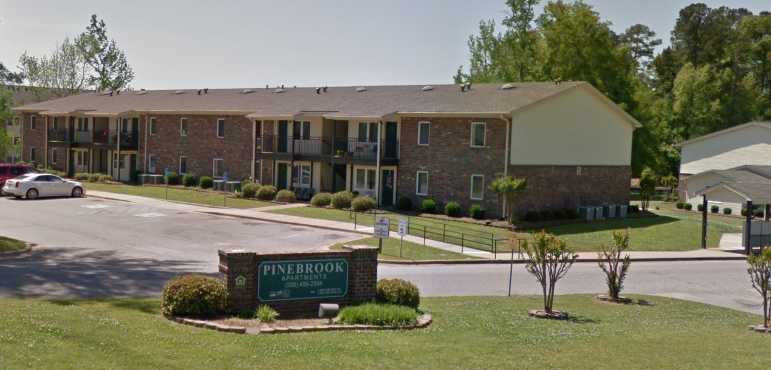 Pinebrook Apartments Butler