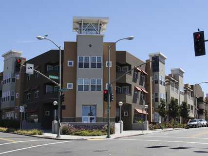 Lincoln Court Senior Apartments