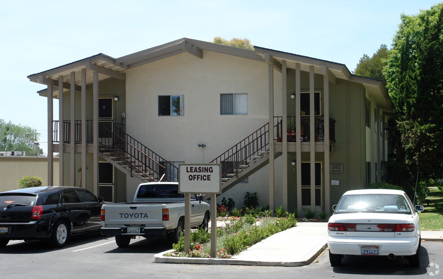 Santa Paula Village Apartments