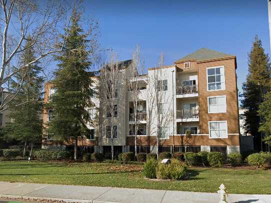 Almaden Lake Village Apartments