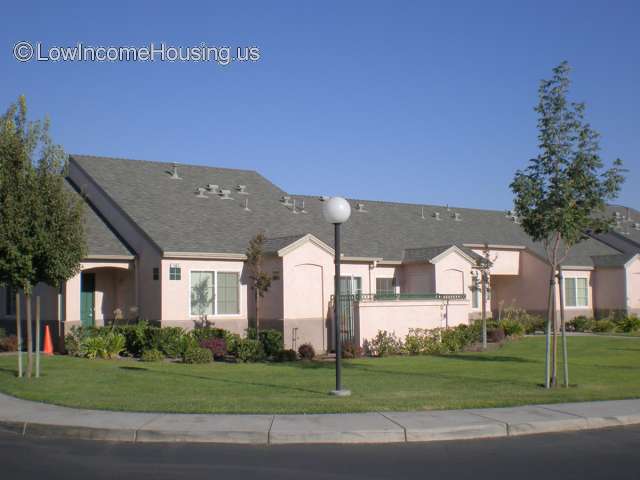 Cottonwood Creek Apartments