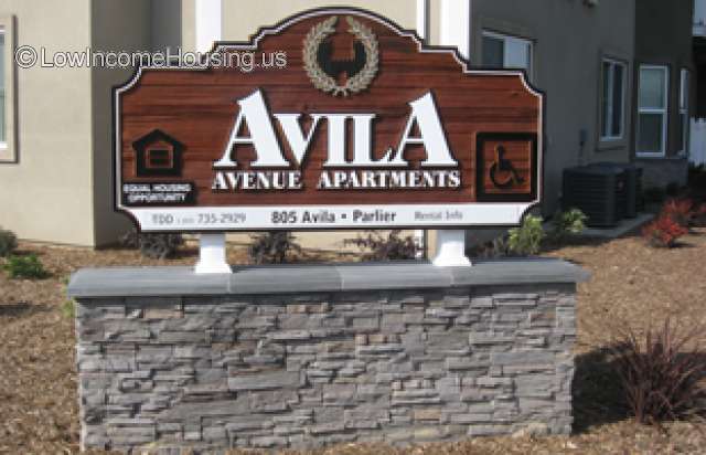 Avila Avenue Apartments Parlier