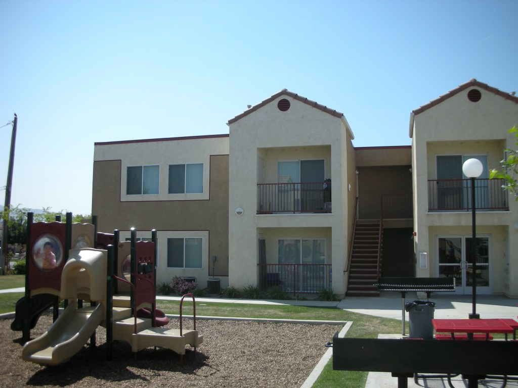 Hood Street Arvin Family Apartments