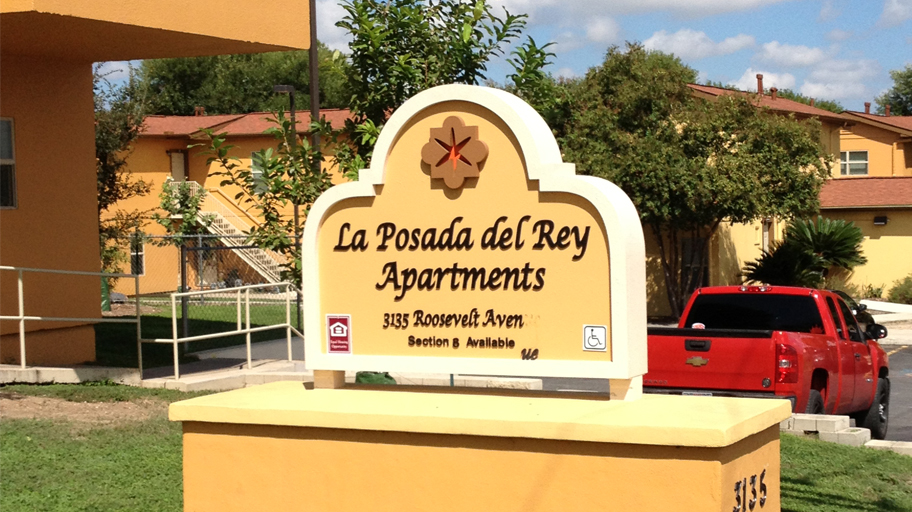 La Posada Del Rey Apartments