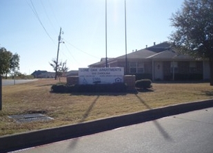 Lone Oaks Apartments Graham