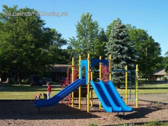 Lenox Landing Apartments for Families