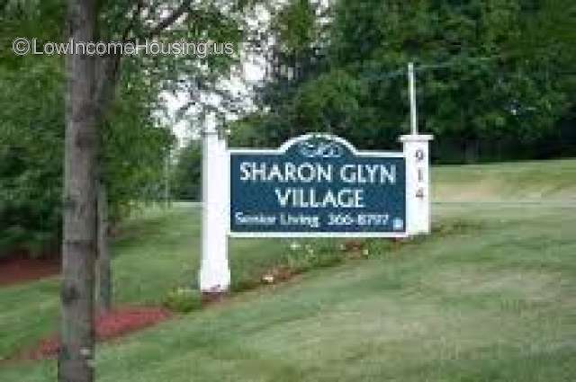 Sharon Glyn Village Newark