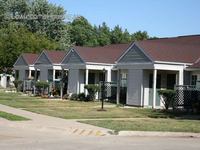 Sunset West Apartments Conneaut