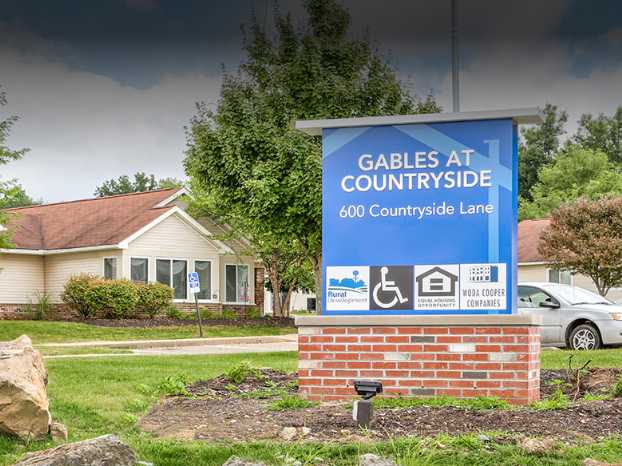 Gables At Country Side Lane Cadiz