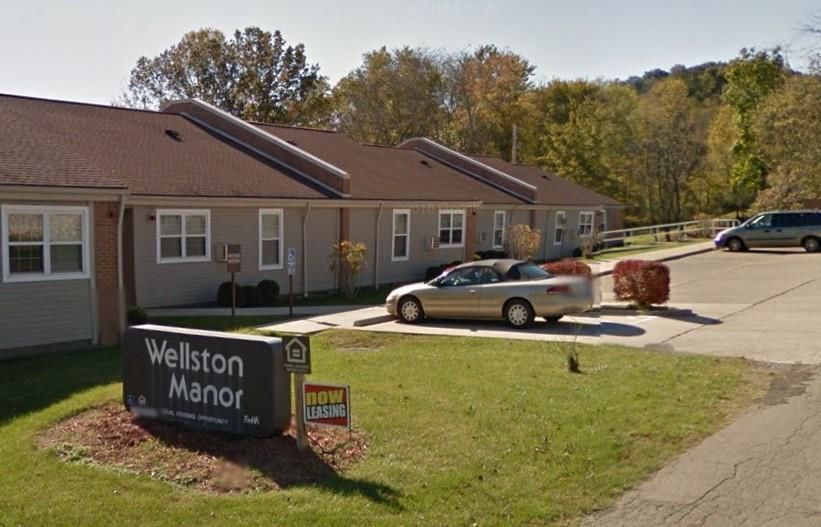 Wellston Manor