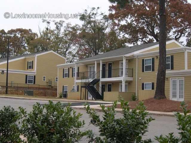 Clarkston Station Apartments