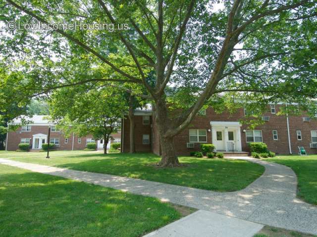 Leland Gardens Apartments