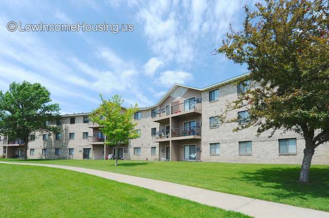 Elm Creek Apartments - MN