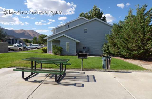 Mountain View Apartments - NV