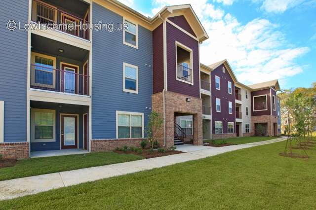 Mallard Crossing Apartments