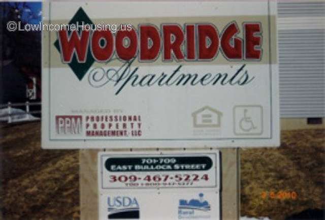 Eureka Woodridge Apartments