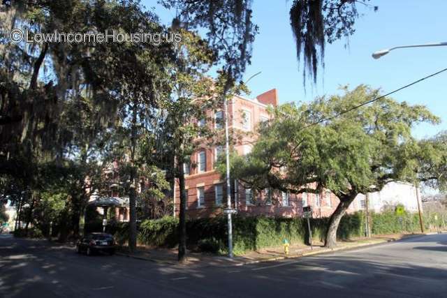 Sister's Court Apartments