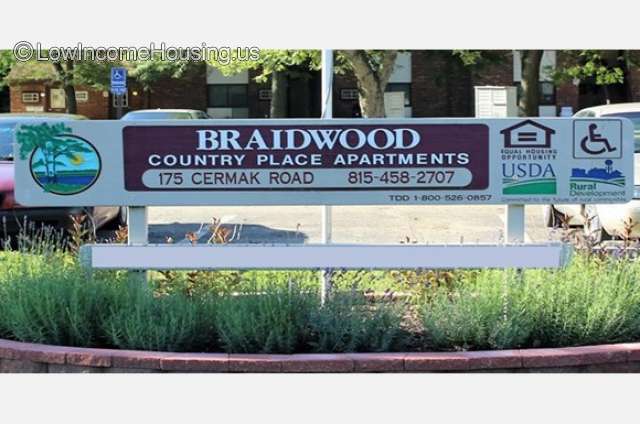 Country Place Apartments - Braidwood