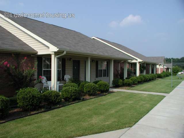 Ivy Pointe Apartments I & II