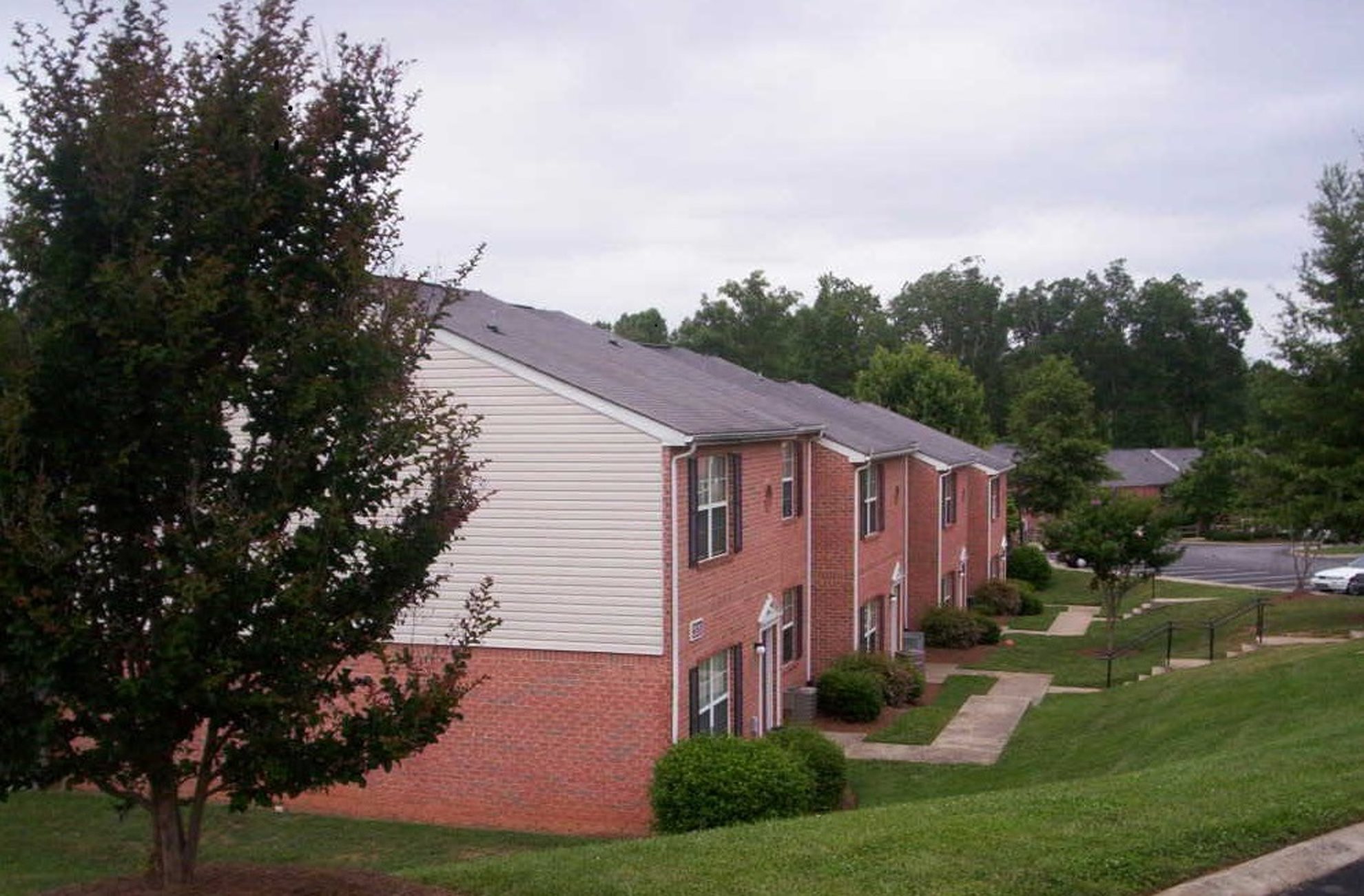 Orchard Pointe Apartments